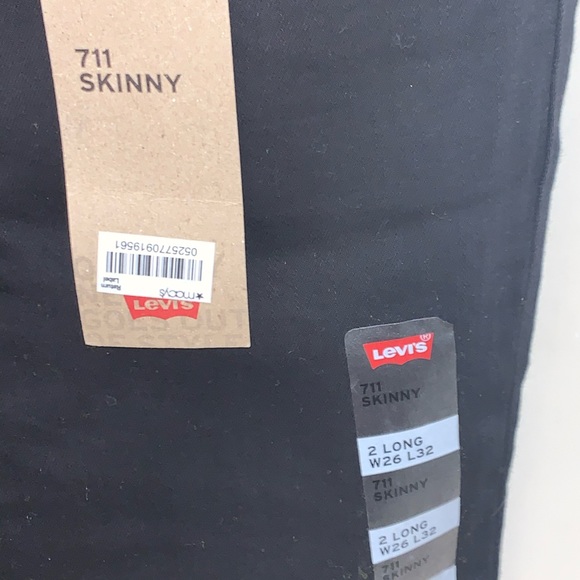 711 black mid rise skinny jeans - Picture 7 of 8